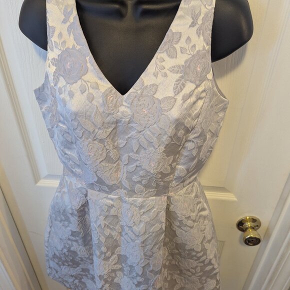 Glamour silvery lavender sleeveless dress - 8 - Picture 5 of 7